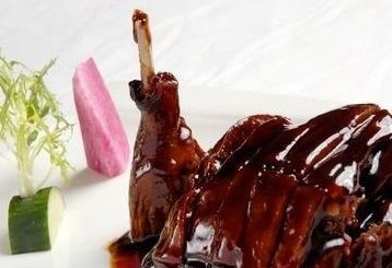 Home's Private Kitchens