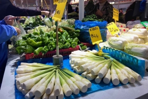 Mystery Menus Shanghai: 3-Hour Breakfast and Market Tour