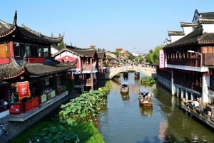 Private Half -Day Tour to Qibao Ancient Water Town