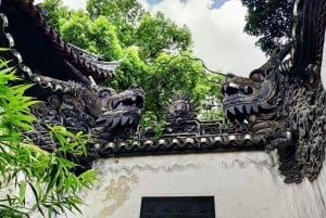 上海旧市街と新市街のハイライトを巡るプライベート1日シティツアー