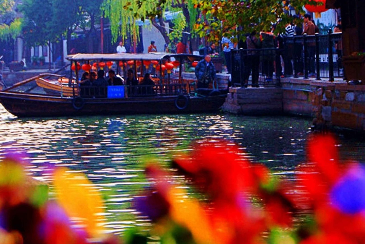 Privat tur: Zhujiajiao vattenstad med tysktalande guide