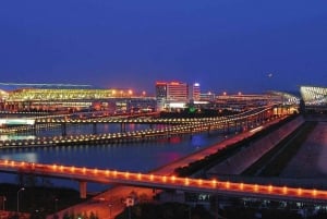 Transfert privé de l'aéroport de Shanghai Pudong au centre-ville
