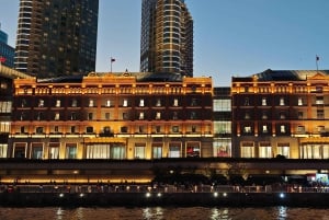 Shanghai: diner in het donker en nachtelijke cruise op de Huangpu-rivier