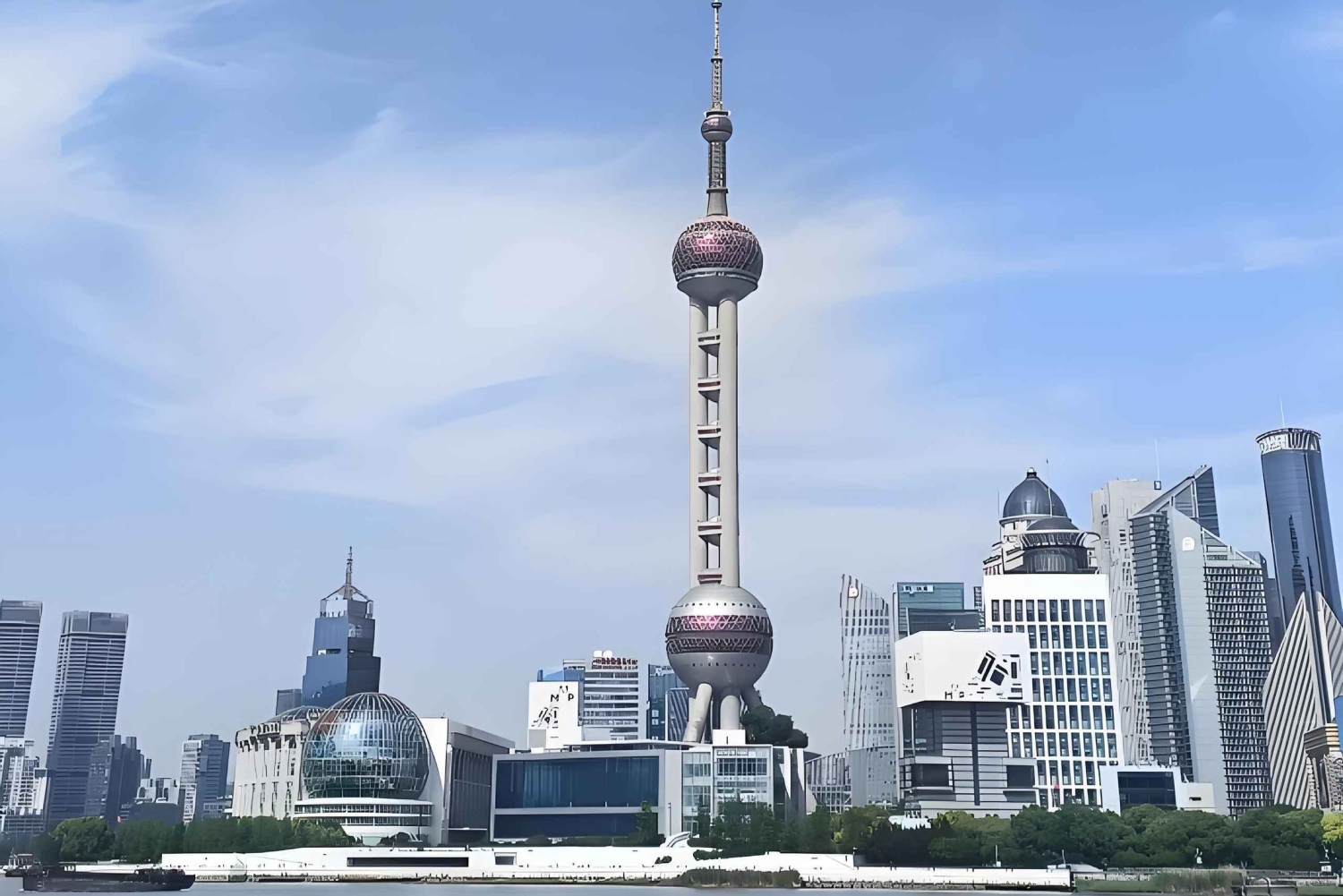 Shanghai: Bund and Astor House Hotel Walking Tour
