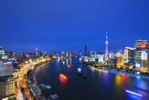Shanghai By Night: Amazing River Cruise and Hot Pot Dinning