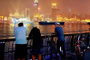 Shanghain viehättävä yö Pienryhmäpyöräretki