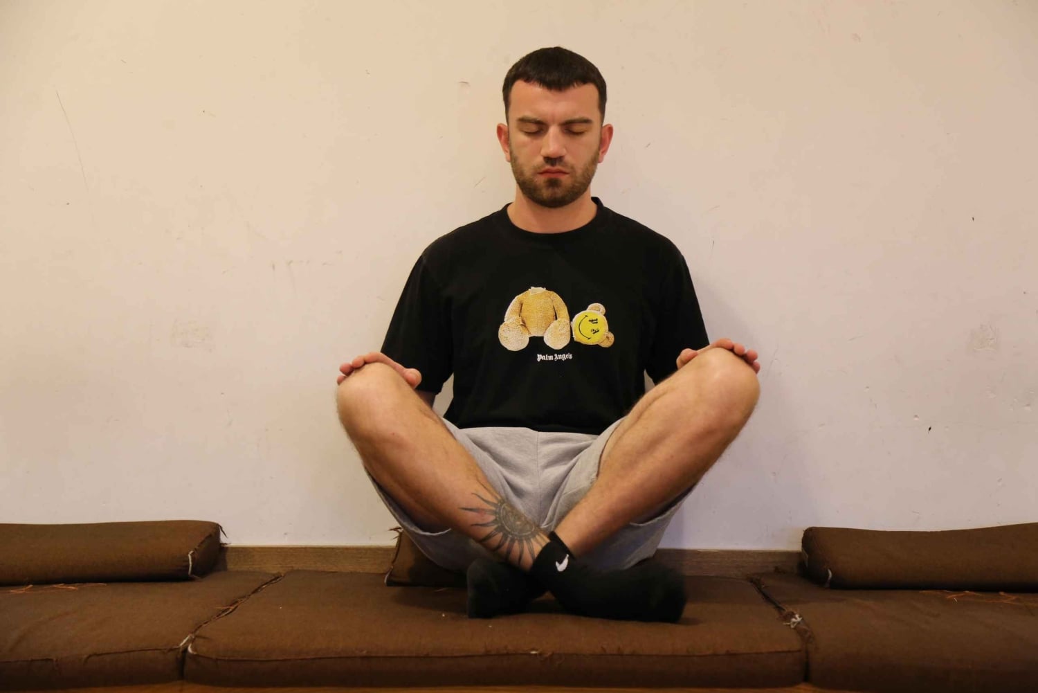 Shanghai: Chinese Kung Fu Class with English-Speaking Master