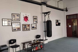 Shanghai: Chinese Kung Fu Class with English-Speaking Master