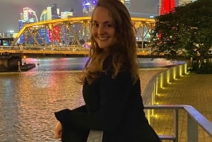 Shanghain räätälöity kierros paikallisen oppaan kanssa ja 7-paikkaisella autolla