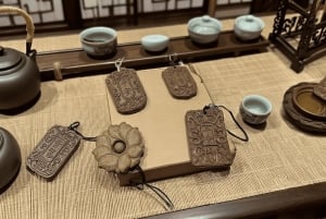 Shanghai Downtown: Chinese ancient Incense-Making experience