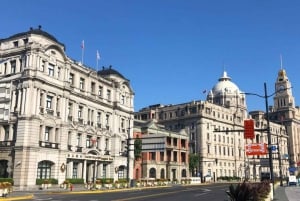 Shanghai Evenings: Riverfront Restaurants & Modern Lounges