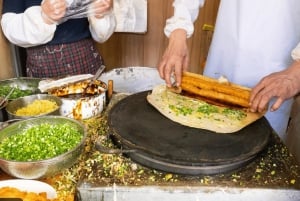 Shanghai Evenings: Riverfront Restaurants & Modern Lounges