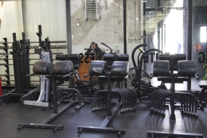 Shanghai Fitness & Culture Tour with Gym, Jade Buddha Temple