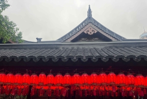 Shanghai Fitness & Culture Tour with Gym, Jade Buddha Temple