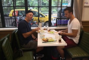 Xangai: Excursão de 1 dia em bicicleta clássica com um almoço autêntico