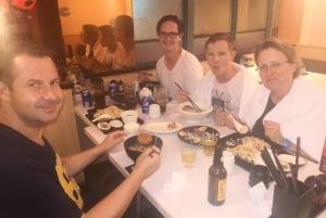 Xangai: Excursão de 1 dia em bicicleta clássica com um almoço autêntico