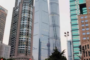 Shanghái: itinerario de día completo con el templo Jing'an y el Bund