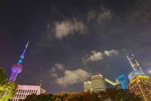 Shanghái: itinerario de día completo con el templo Jing'an y el Bund