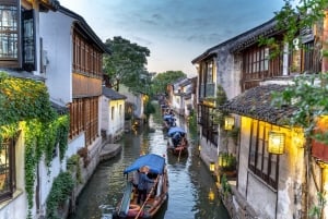 Desde Shanghai: Tour privado de Zhujiajiao con paseo en barco