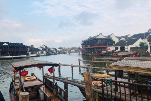 Desde Shanghai: Tour privado de Zhujiajiao con paseo en barco