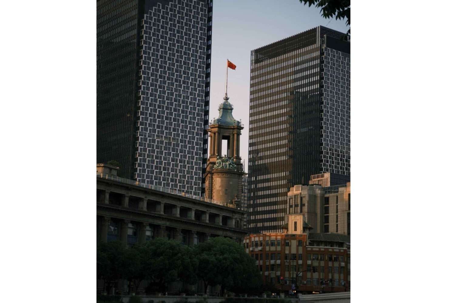Shanghai Histories Walking Tour: Suzhou Creek to the Bund