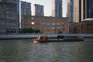 Shanghai Histories Walking Tour: Suzhou Creek to the Bund