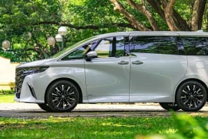 Shanghai: Hongqiao SHA Airport to Downtown Private Transfer