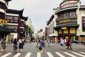 Shanghai in 5 Hours: River Cruise, Shanghai Tower & Dining