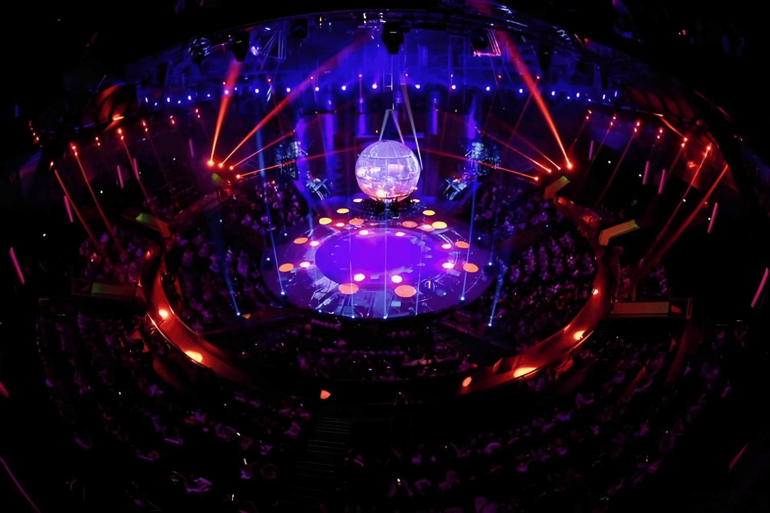 Shanghai: Journey Through Time and Space Acrobatics Show