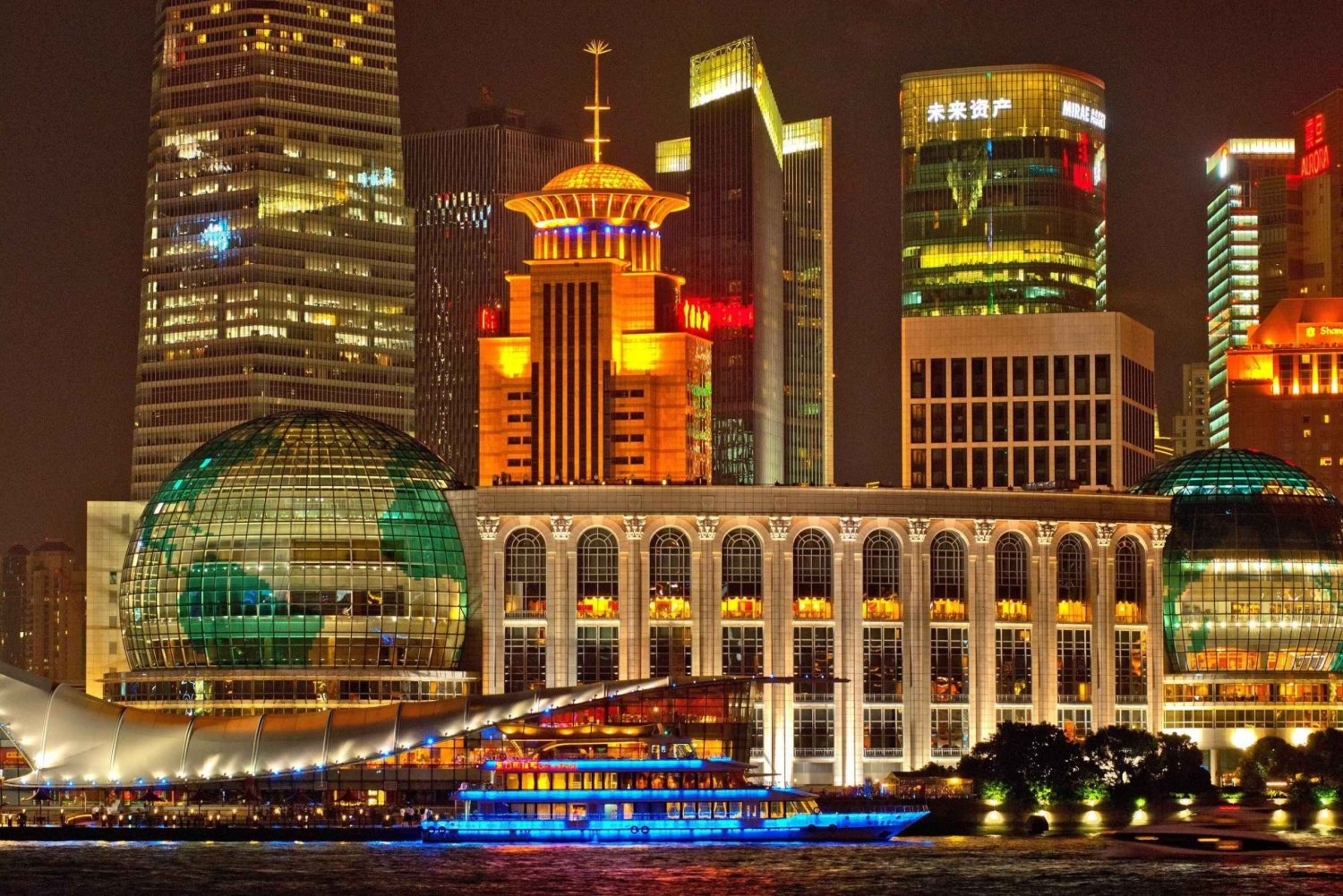 Shanghai: Like a Local Customized Guided Tour