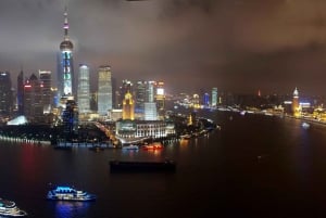 Shanghai: Private Walking Tour with a Local