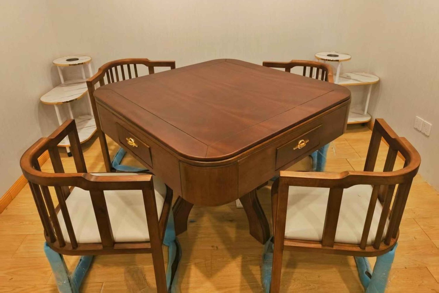 Shanghai Mahjong Experience: Discover Art of Chinese Mahjong