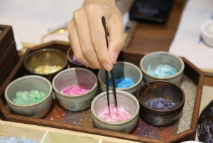 Shanghai: Mother-of-Pearl Jewelry Workshop