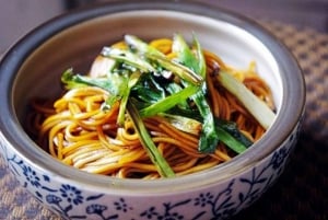 Shanghai Night River Cruise VIP Platz mit authentischem Abendessen