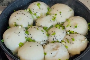 上海：シェフと学ぶ焼き饅頭の調理教室