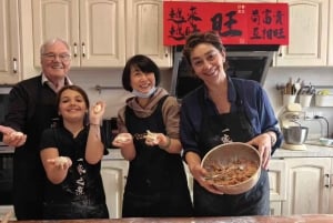 上海：シェフと学ぶ焼き饅頭の調理教室