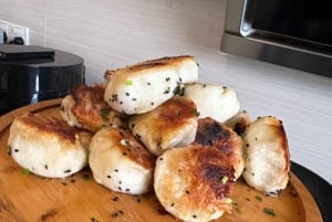 上海：シェフと学ぶ焼き饅頭の調理教室