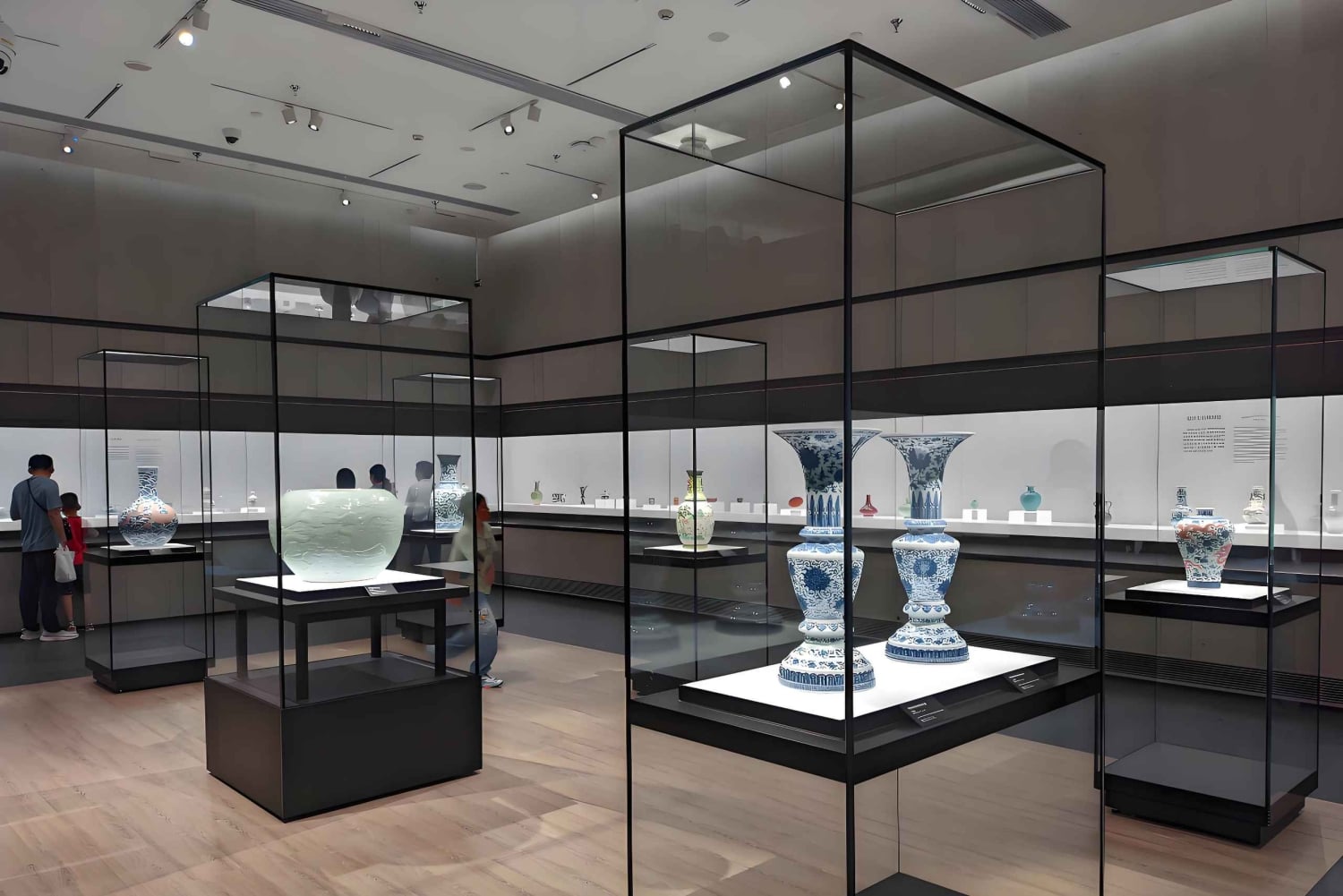 Shanghai: Privat dagsutflykt med västerländsk och östlig kultur