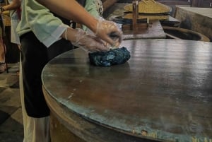 Shanghai: Yksityinen Wuzhenin matkapäivä ja indigotyöpaja