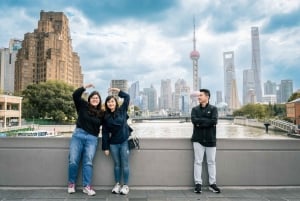 Shanghai: Professional Photoshoot Walking Tour
