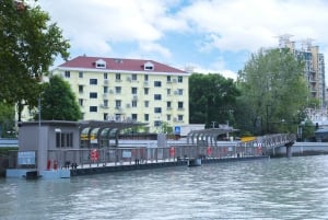 Shanghai: Retro Water Bus Cruise