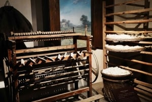 Shanghai: Suzhou Creek Industrial Heritage Walking Tour