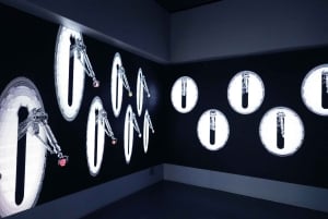 Shanghai: Table Tennis Museum Tour with Practice Session