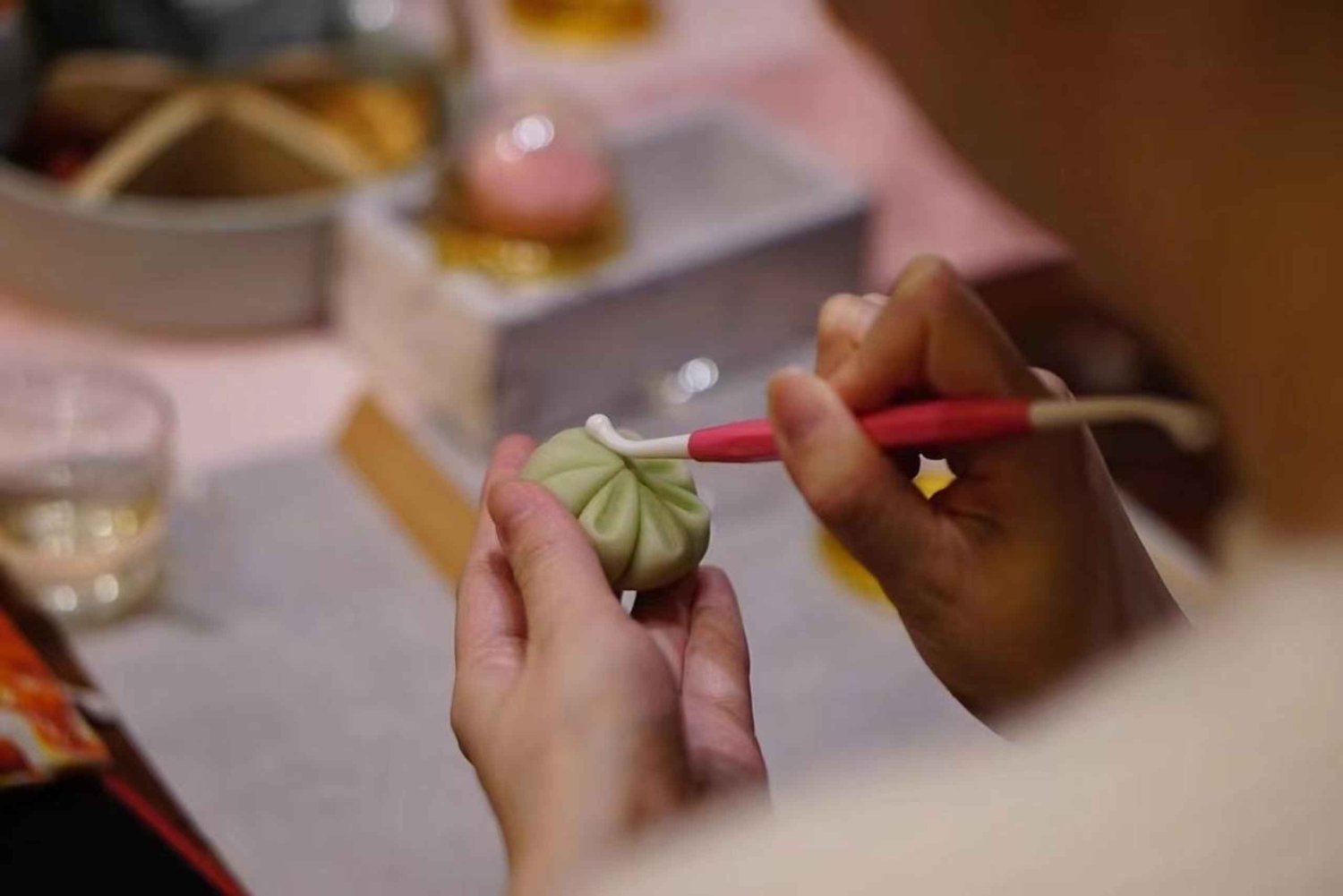 Shanghai: Tangguozi Ancient Chinese Tea Pastry Making Class
