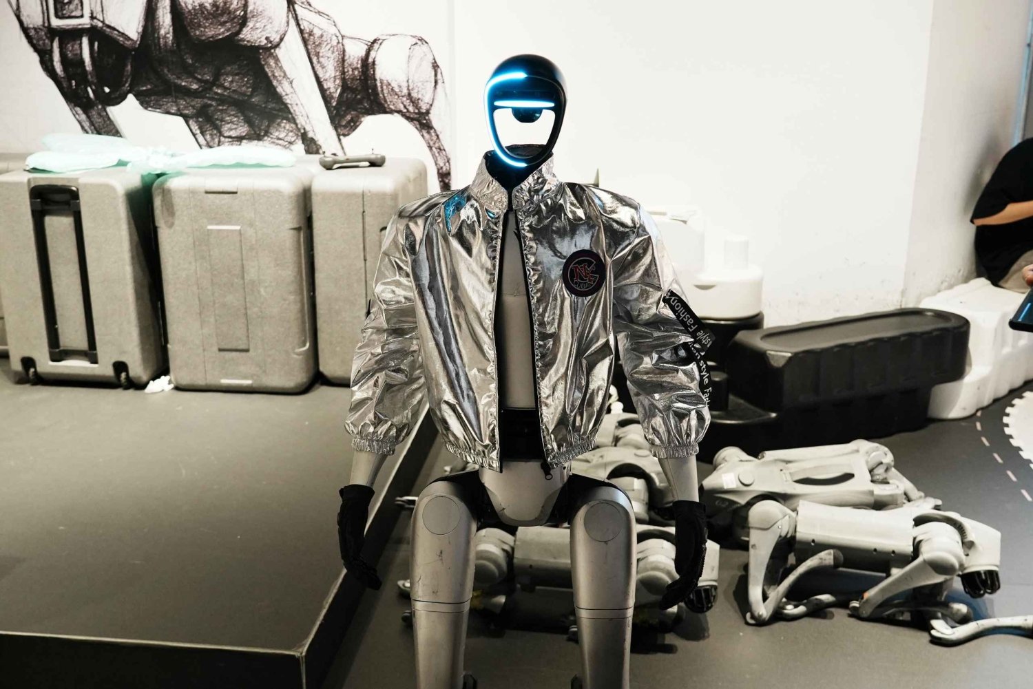 Shanghai: Tech Discovery Tour with Driverless Car Ride