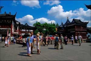 Shanghai: Yu Garden Ticket and Optional 1.5-Hour Guided Tour