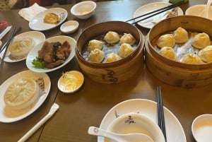 Shanghai: Yu Garden Ticket and Optional 1.5-Hour Guided Tour