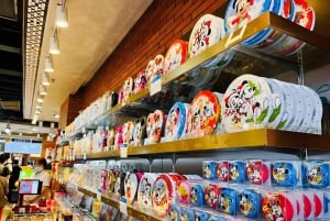 Shanghai: Yu Garden Ticket and Optional 1.5-Hour Guided Tour