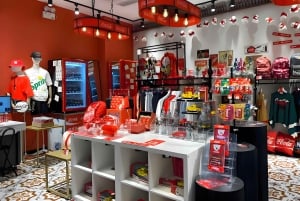 Shanghai: Yu Garden Ticket and Optional 1.5-Hour Guided Tour