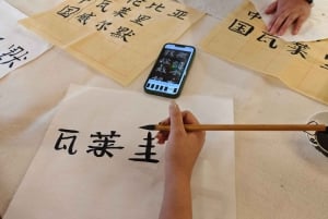 上海：朱家角水郷と書道体験
